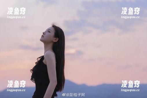 通过178.sk在线了解明星们的风云变幻，心里默念：“你们这帮瓜农！”