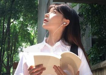 17吃瓜发布：有没有被球场惊艳到，还是想排队等小吃？