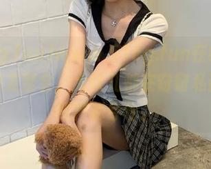 www.51cg.fun在线，像极了好友聚会，大伙儿都在窃窃私语，搞得神秘兮兮。
