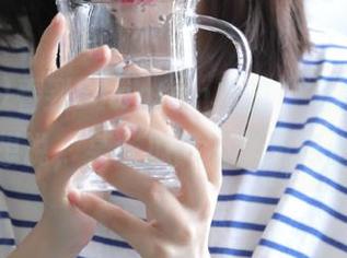 看到51cgfun里的“免费”热搜，我只想说，某些瓜能不能更离谱一点？