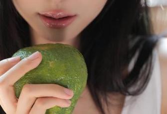 翻开51吃瓜网页，黑料网一波接一波，今日你被什么撩到心痒？