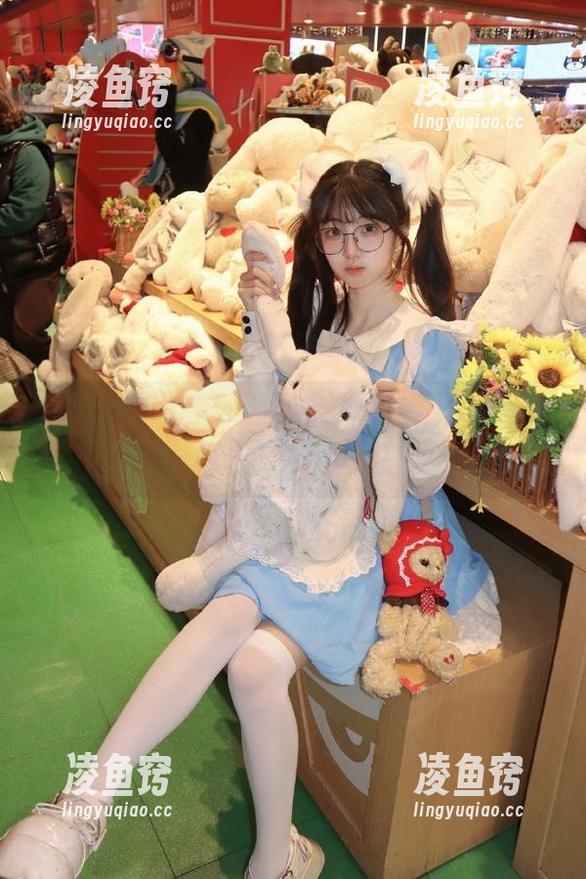 51网曝网页更新黑料，吃瓜群众眼前一亮，哈哈，这瓜我必吃！