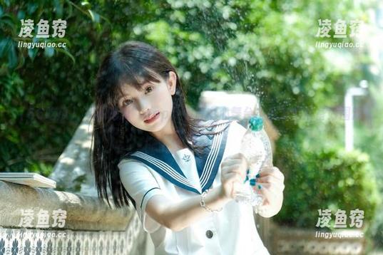 “66吃瓜”app：今日中心舞台，瓜友们准备好围观了吗？