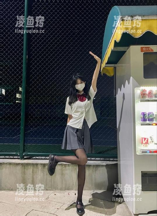 每天睁眼第一件事：偷偷在91i吃瓜中心刷新资源。