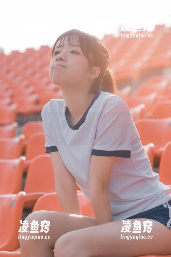 在线杂谈：91吃瓜中心又带我看ktv里的囧境，不服来战！