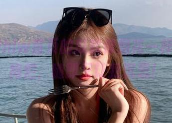 hlw首页的瓜就像烟花一样，瞬间绚烂，随即又让我沉思！