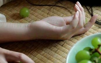 hlw导航，专门带你走向八卦的岔路，转得人目眩神迷。