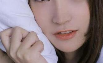 哎呀，下个‘hlw’，居然能‘免费’搞定我的八卦欲望，不来试试？！