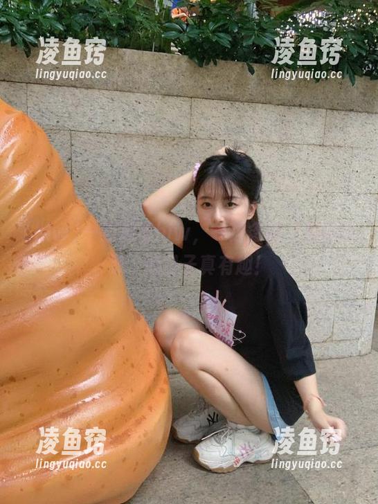 一边观看hlw，一边念叨‘我真能忍’的日子真有趣！