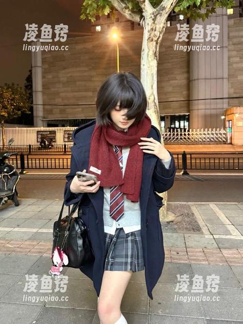 zztt49.ccm里的黑料新闻，安卓小伙伴们，你们有踩雷吗？