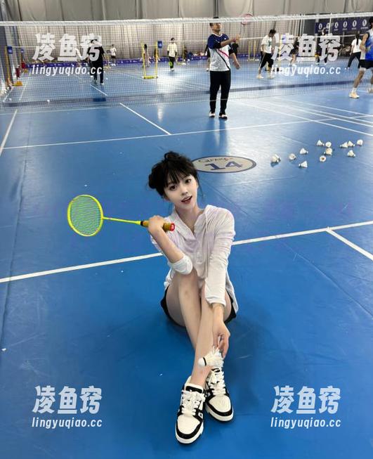 有种想停下来的冲动，最新“zztt11”八卦今晚都在这儿了呃...