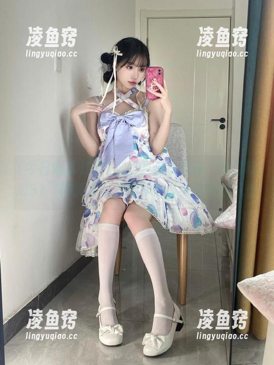 新鲜出炉的老虎菜在“今日吃瓜51”网页曝光，看着就让人想多点几份