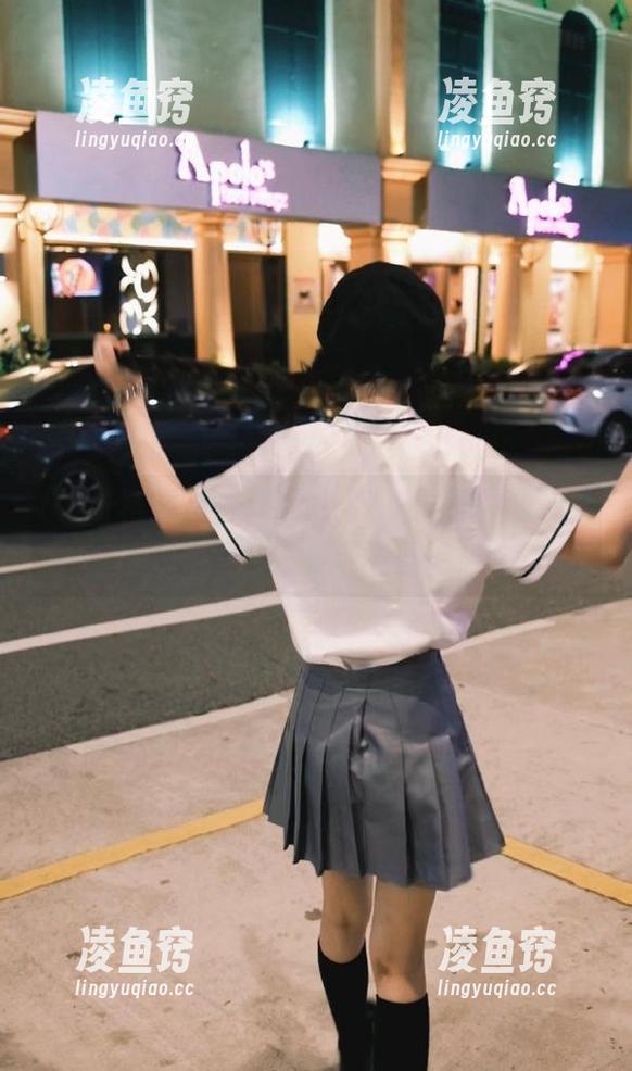 热门中的热门，冲哥精选苹果版黑料第一集现场直播！