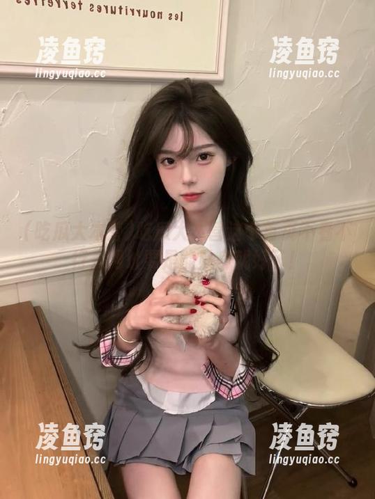 吃瓜大本营这个首页不看不行，网址要是能贴身就好了！