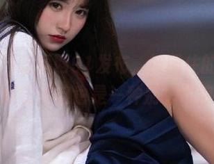 吃瓜网91发布，被围住的瞬间，竟让我觉得这也是一种别样的浪漫。