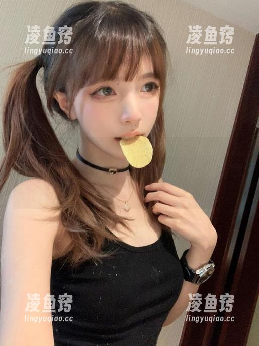别再刷朋友圈了！快来“我要吃瓜网”翻那个荒诞链接，保证你有意想不到的收获。