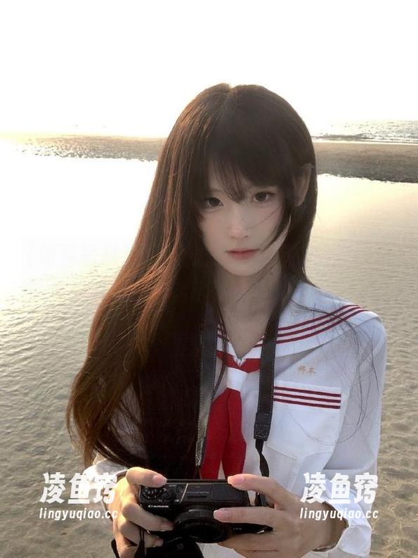 见过江湖险恶，但“明星黑料”里的爱情永不迷路，真让人感慨万分。