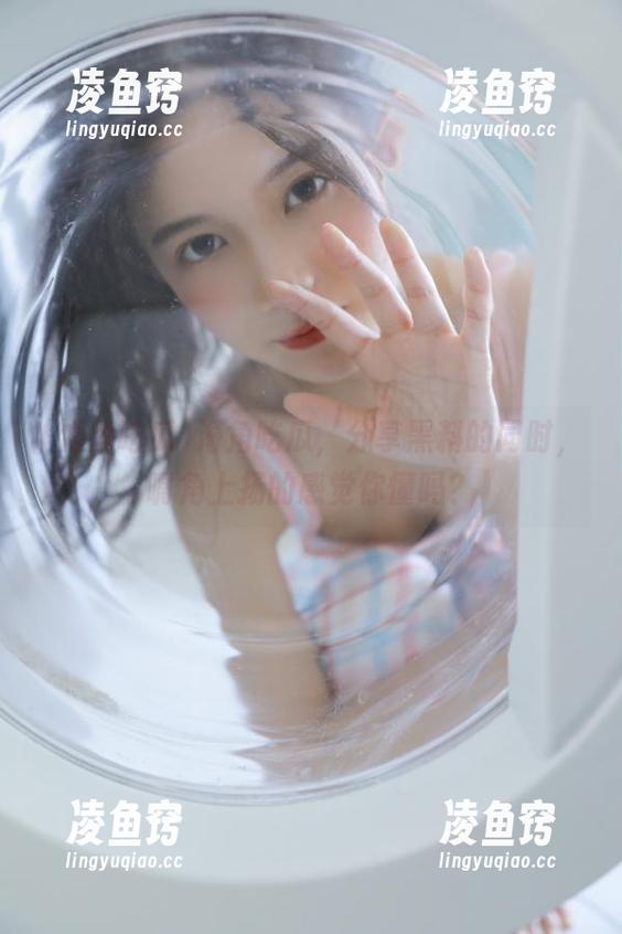 海角吃瓜，分享黑料的同时，嘴角上扬的感觉你懂吗？