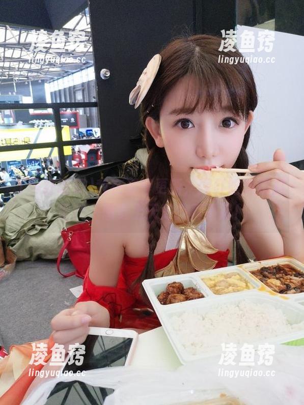 我在那等更新，网红吃瓜爆料量产，感觉上天对我真不错！