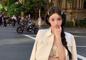 黑料不打烊最新链接在网页闪亮登场，今儿个就是要瞧它的撩人瞬间！