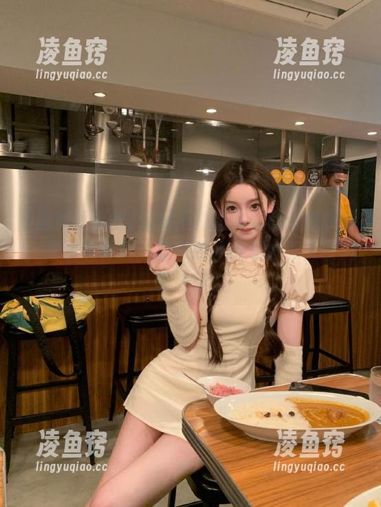 黑料不打烊网页版可真热闹，分享个秘笈，教你如何用表情包捕获八卦精髓！