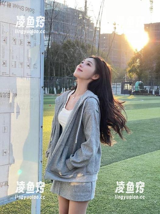 精彩八卦新线路！在“黑料吃瓜网站”上下载魅力百态，抱麦聊聊唠唠