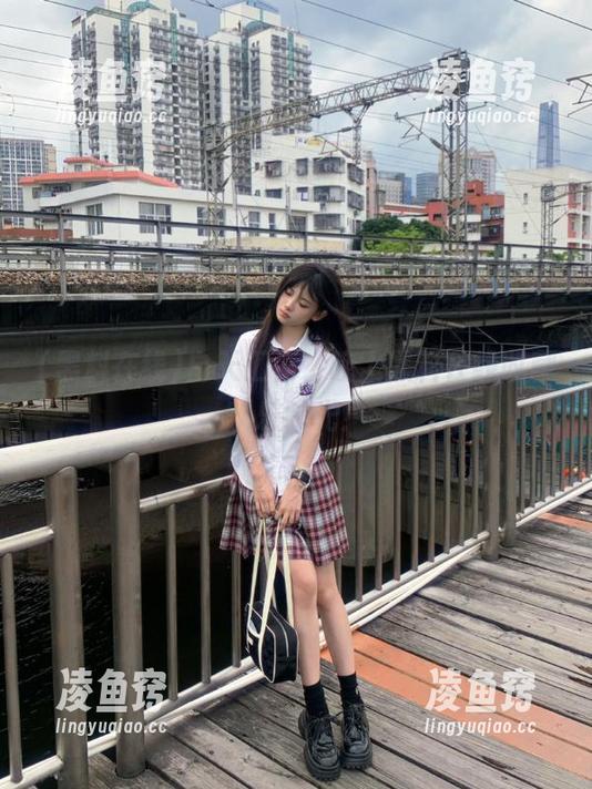 白天工作，晚上黑料在线收藏欢乐时光！