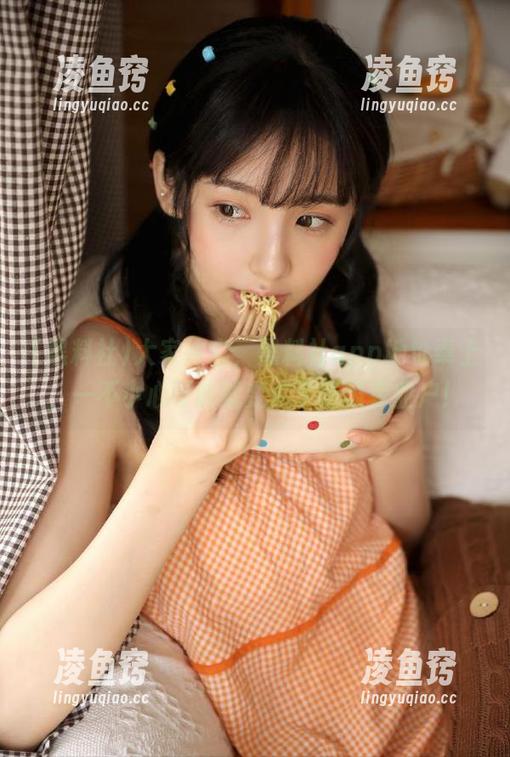 大家注意，黑料社app地址奉上，一不小心可能就变成了吃瓜专业户！