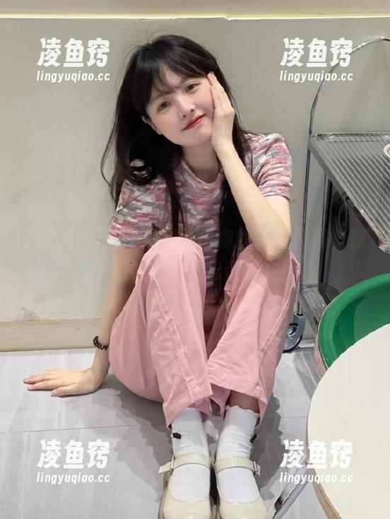 最新黑料社：你的吃瓜神器，保证瓜味十足，保证疯狂！