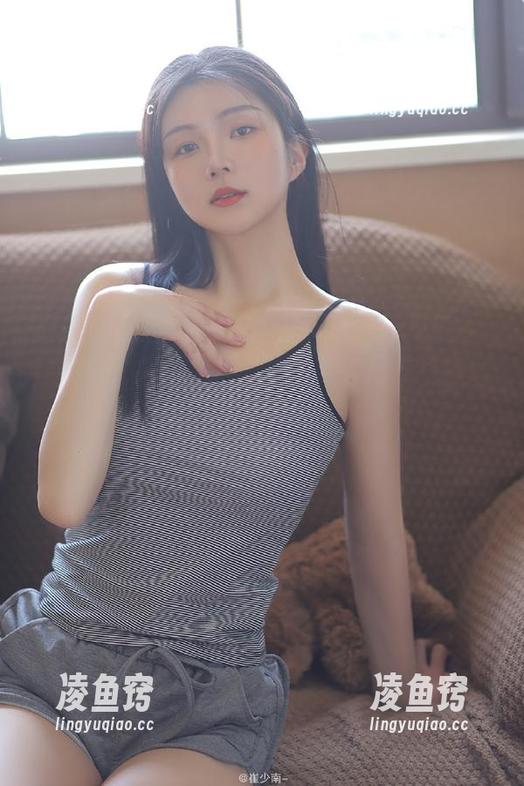 观看黑料社的内容，感觉现实比我的偶像剧还乱。