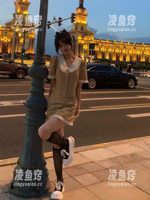 我就站在黑网料链接面前，等待不期而遇的瓜，穿越时空也没关系